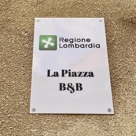 La Piazza * 베르쿠라고