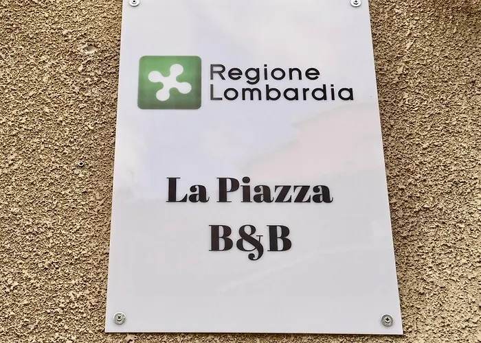 La Piazza * 베르쿠라고
